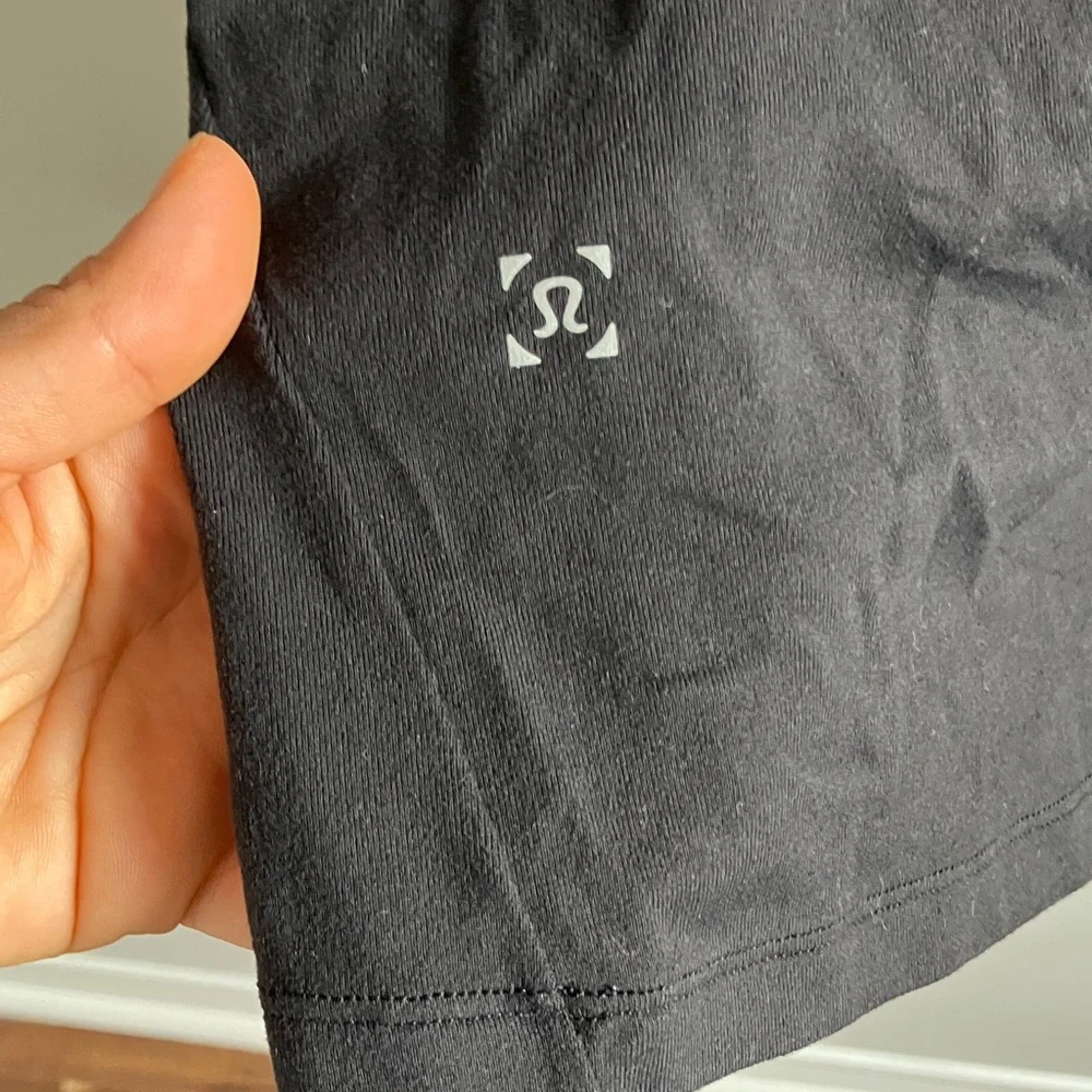 Lululemon Surge Warm 1/2 zip black long sleeve athletic tee size Large - Picture 9 of 9